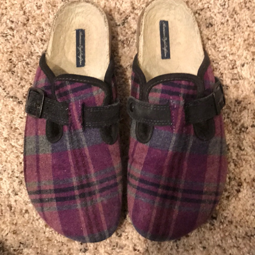 Boston style American Eagle shoes